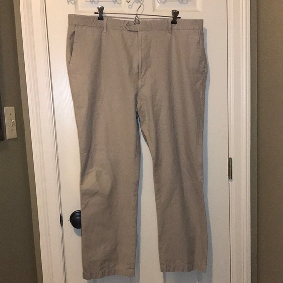 Men’s Cremieux Khakis - Picture 1 of 2